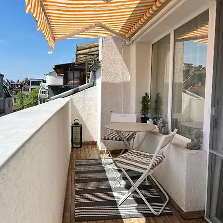 Dockview Atelier * Бургас